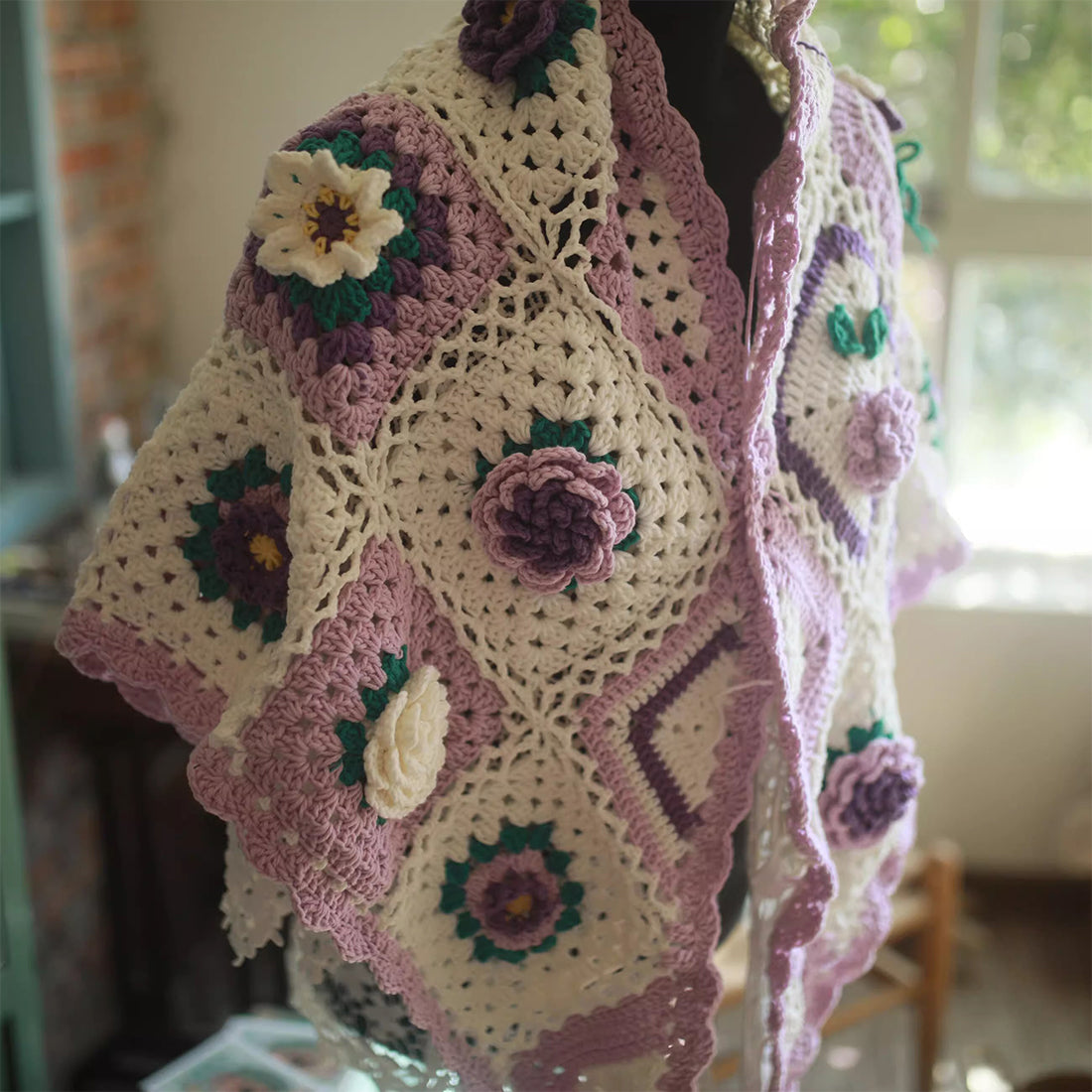 Liangben Handmade Original Wisteria Flower Crochet Shawl Kit (Cotton Yarn)