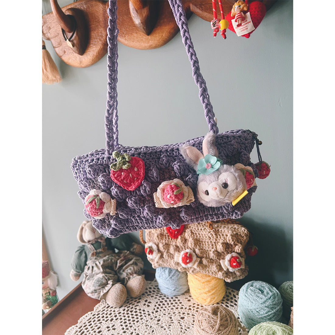'Bread & Roses' Strawberry Cake Design Crochet Bag Kit, Bobble Stitch Pattern DIY Shoulder Bag